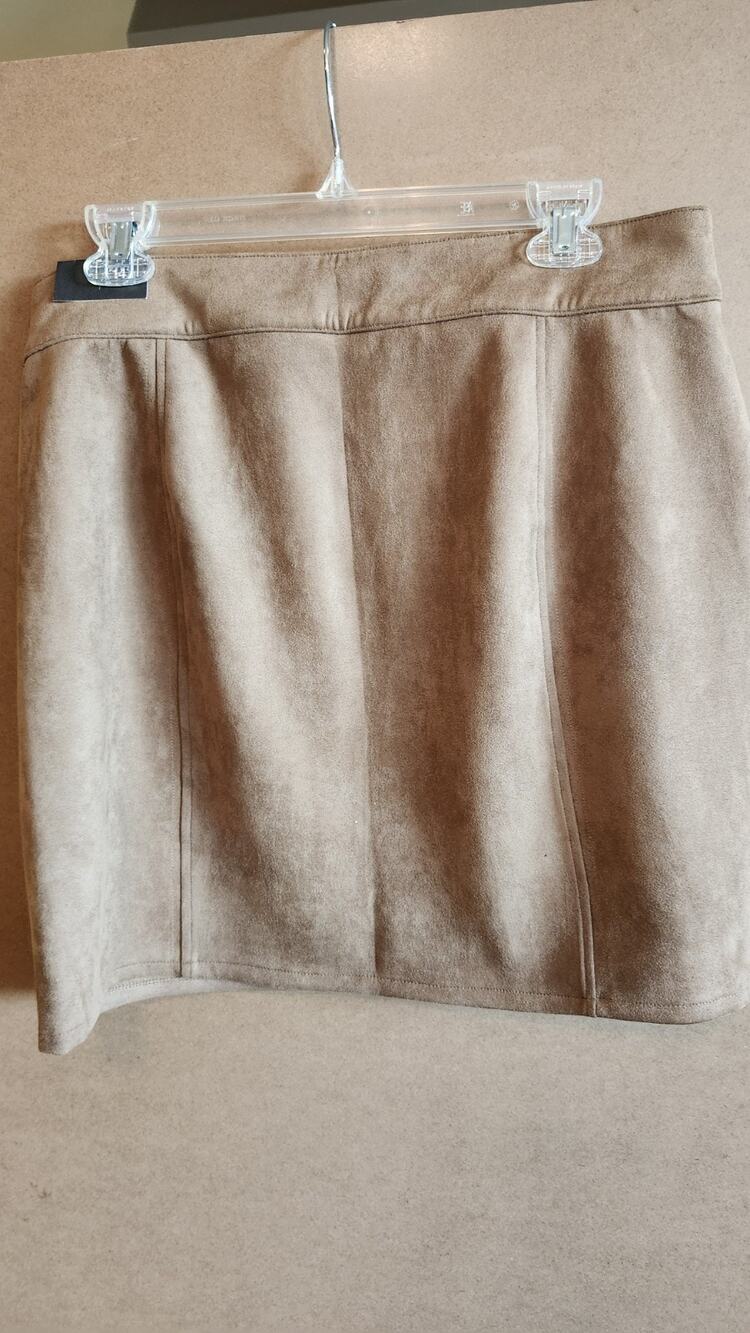 Maurices Faux Suede NWT Mini Skirt Brown Size 14 Stretch Pockets Fall Boho Wb63
